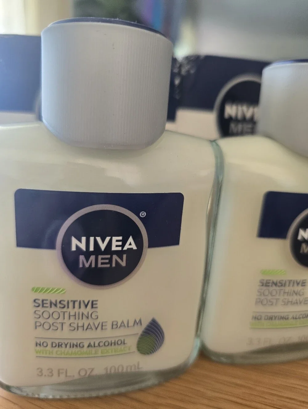 Bundle 2 Nivea Men Sensitive Shothing After Shav.